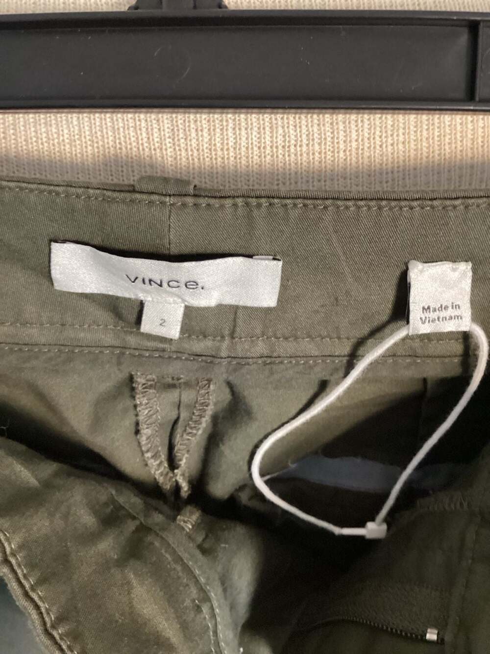 Vince Women's Green High Rise Tapered Chino Pants Size 2 - Picture 2 of 3
